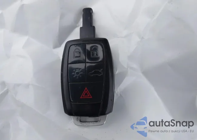 YV1672MC3DJ142066: 44109965