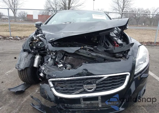 YV1672MC3DJ142066: 44109965