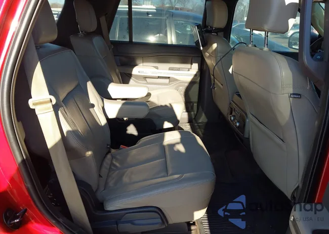 1FMJU1HT3LEA79180: 44110005