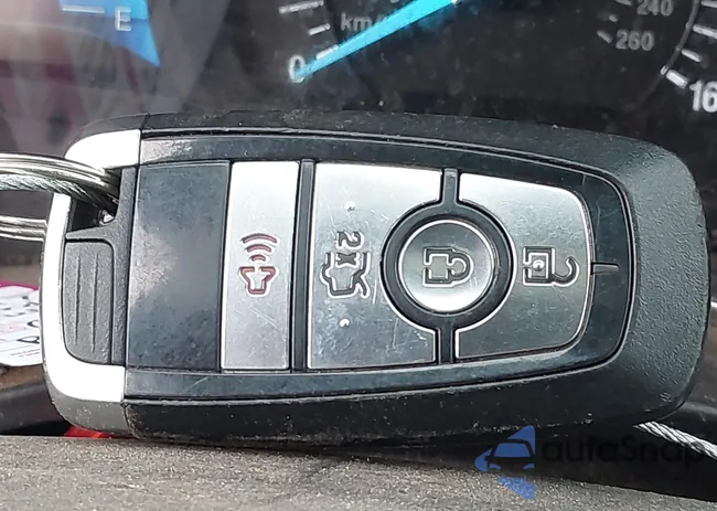 3FA6P0H70HR162977: 44110103