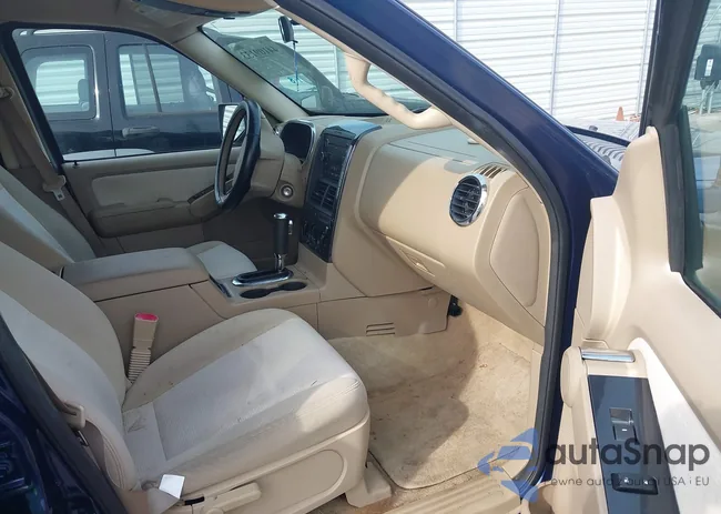 1FMEU63E68UB09129: 44109133