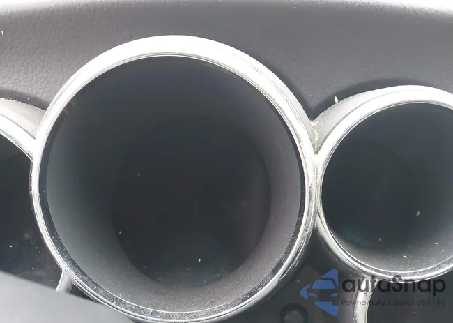 2T1KR32E66C608631: 44109169