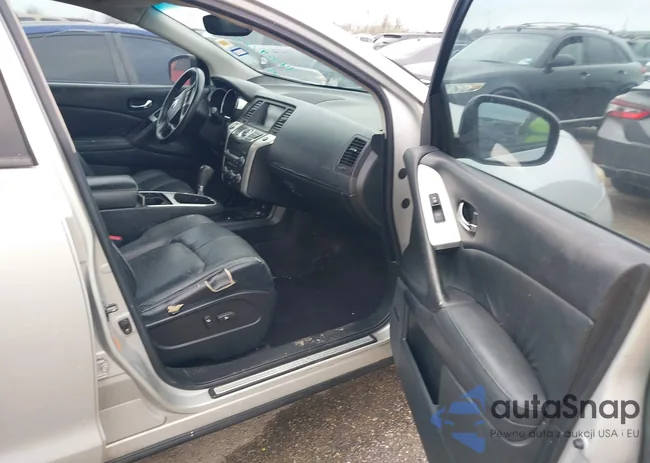 JN8AZ18U49W014795: 44109220