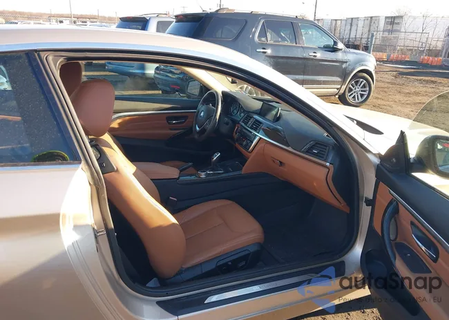 WBA3R5C58EF730022: 44109294