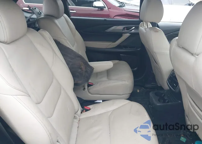 JM3TCBDY7M0520791: 44109350