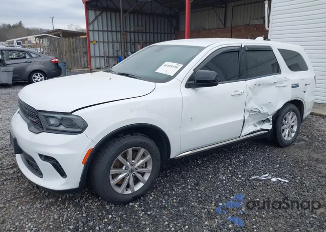 1C4SDJFT9PC638020: 44109398