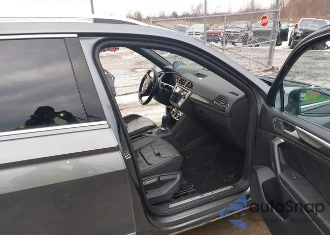 3VV4B7AX5MM081601: 44109454