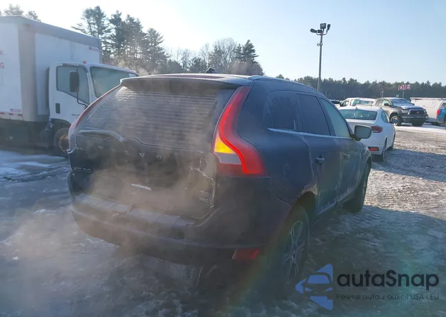 YV4902DZ2C2296382: 44110531