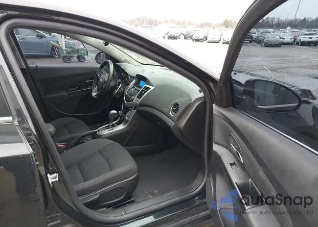 1G1PC5SB7E7469594: 44110541