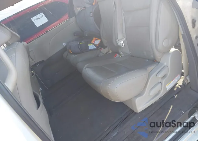 5TDYK3DC7GS700964: 44110608