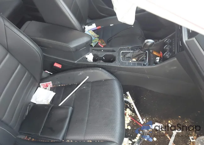 3VWC57BUXMM004225: 44110616