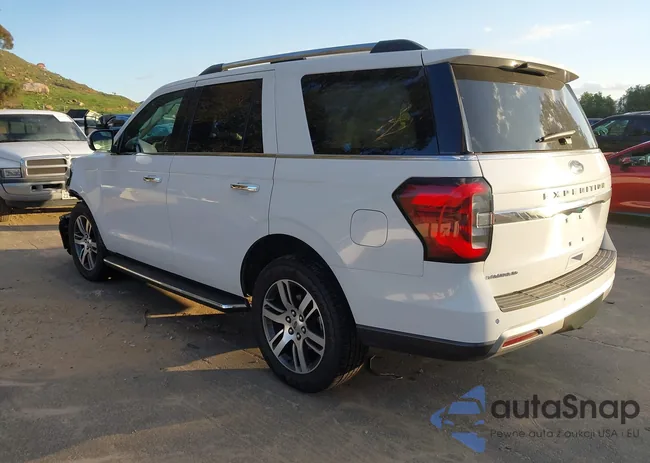 1FMJU2AT9NEA67490: 44110636