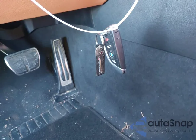 WBA5U9C00LFJ05937: 44110729