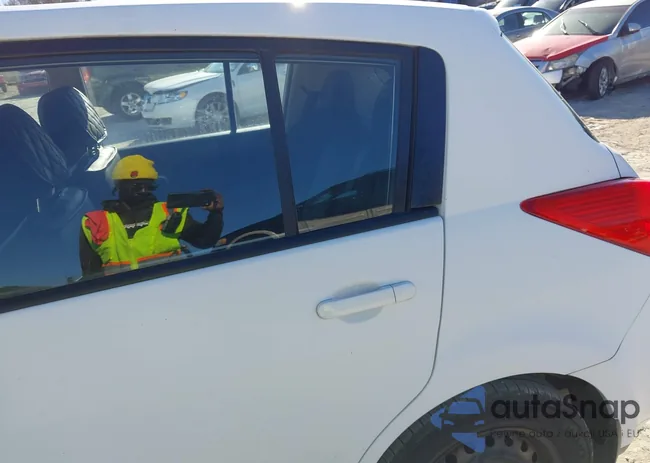 3N1BC1CPXBL374736: 44110735