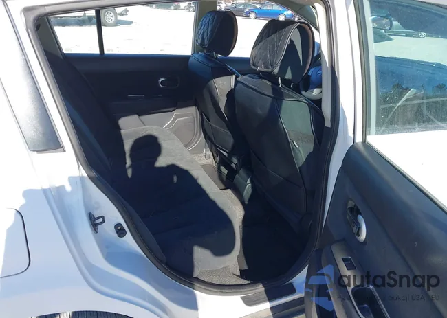 3N1BC1CPXBL374736: 44110735