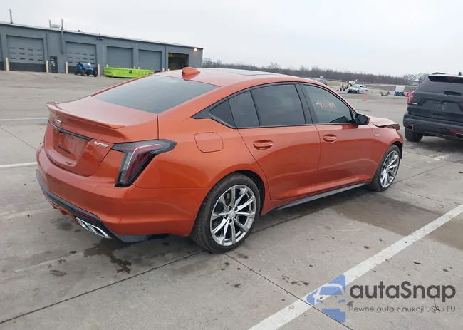 1G6DR5RW8P0146333: 44110811