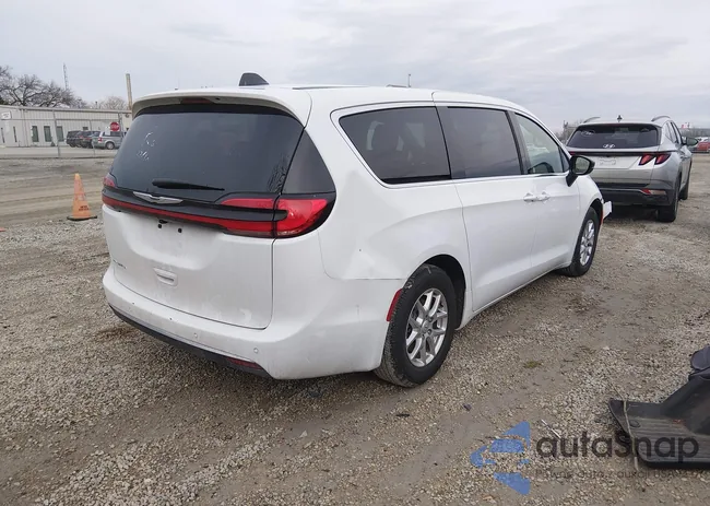 2C4RC1BG1TR168402: 44110844