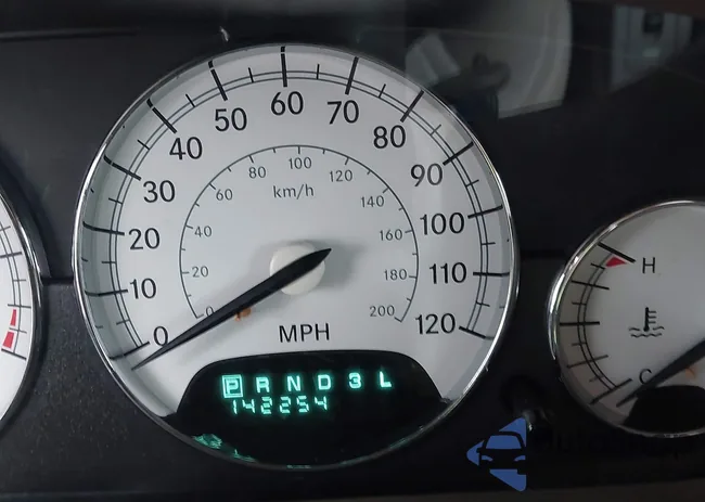 1C3EL65R34N162693: 44110849