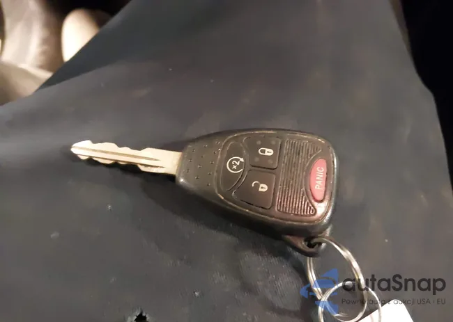 1C4NJDEB6GD572908: 44110869