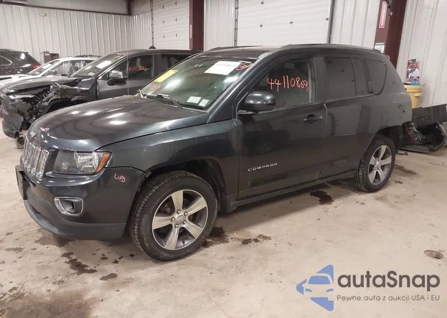 1C4NJDEB6GD572908: 44110869