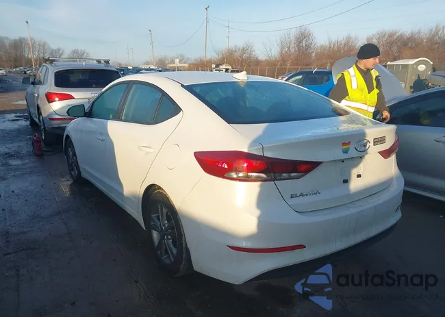 5NPD84LF6JH245455: 44110882