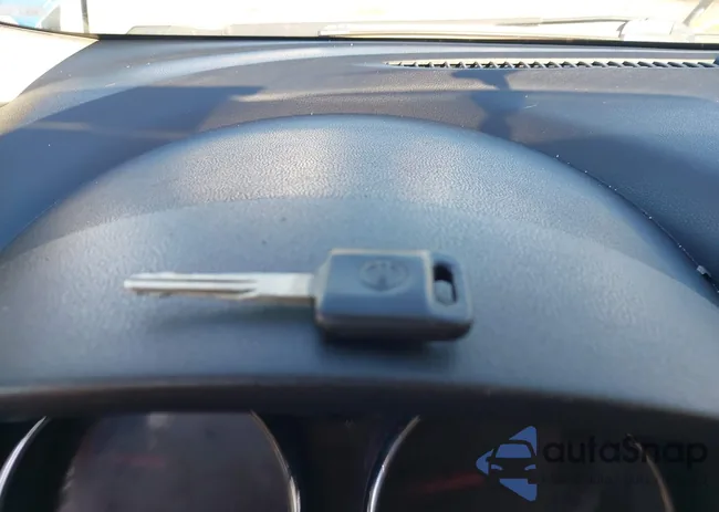 3N1CE2CP0EL385222: 44110988