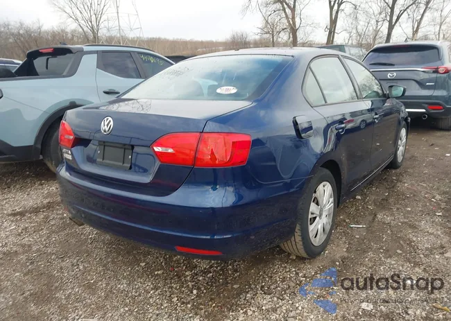 3VW2K7AJ1EM239612: 44111047