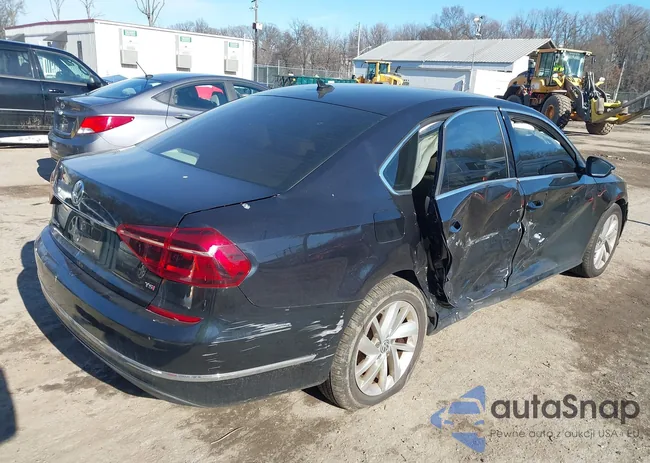 1VWBA7A36JC010844: 44110122