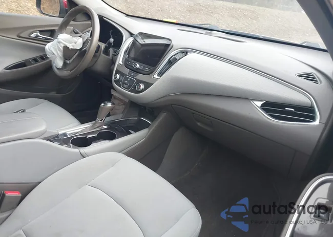 1G1ZE5ST7HF242914: 44110175