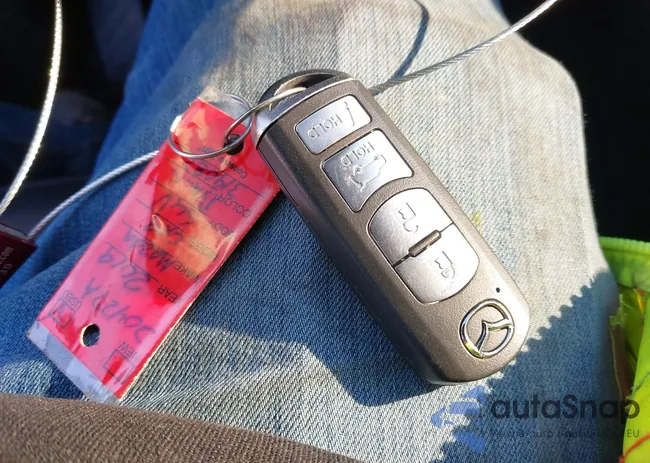 JM3TCBCY7K0319083: 44110273