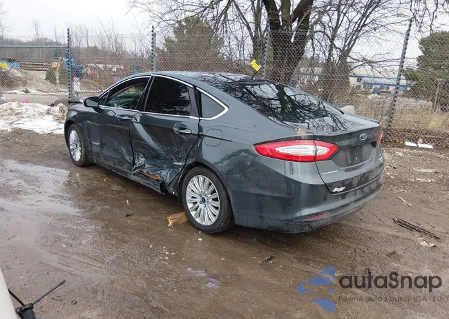 3FA6P0LU3GR141357: 44111509