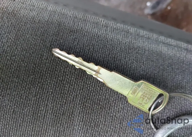 1GNEC13V23R151665: 44111513