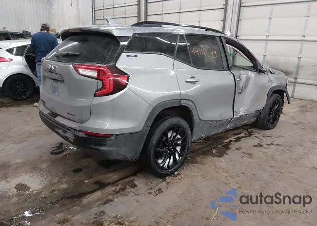 3GKALTEG5PL122468: 44111543