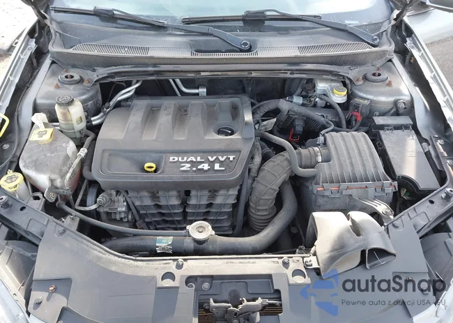 1C3CCBBB4DN726441: 44111545