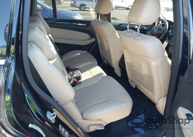 4JGDF6EE0HA912779: 44111547