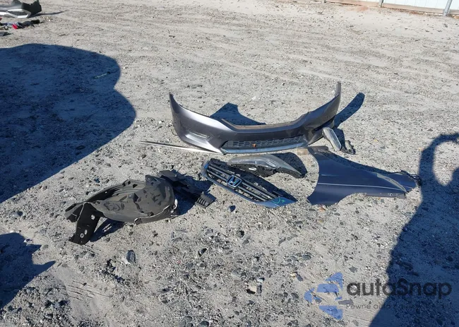 1HGCR2F80DA037594: 44111551