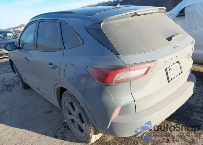 1FMCU9MN4RUA14335: 44111600