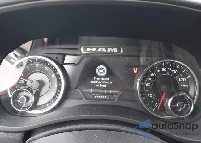 3C6UR5DJ2NG263642: 44111648