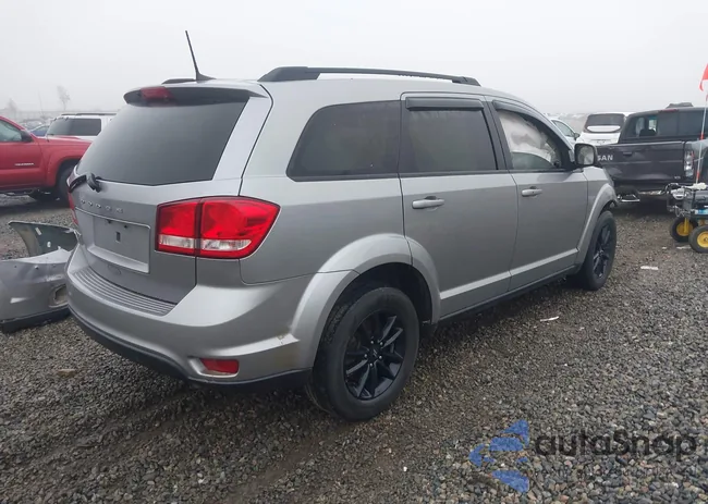 3C4PDCBB0KT872915: 44111685