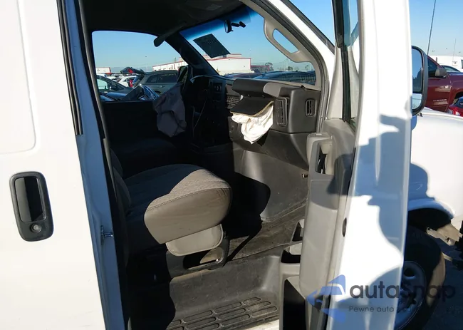 1GCWGAFF6G1305935: 44111791