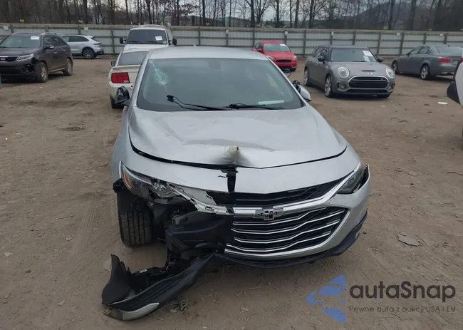 1G1ZD5ST4NF138847: 44111792