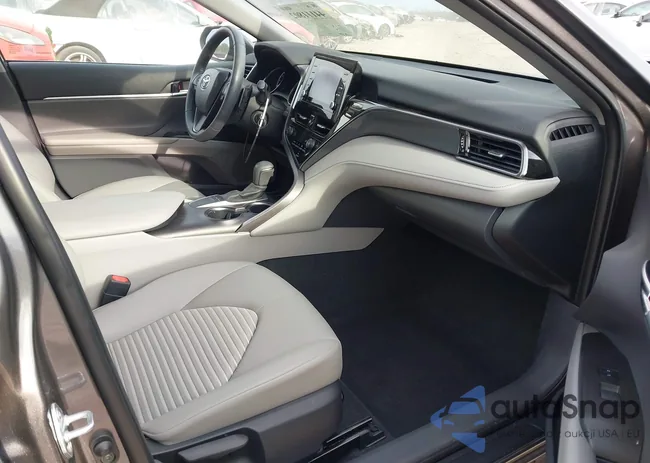 4T1G11AKXPU778161: 44111802