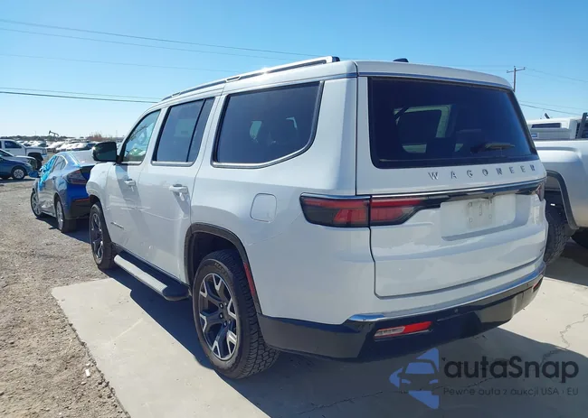 1C4SJVDP4RS168767: 44111807