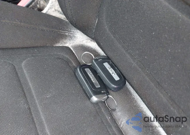 ZACCJABB2JPG71051: 44111853