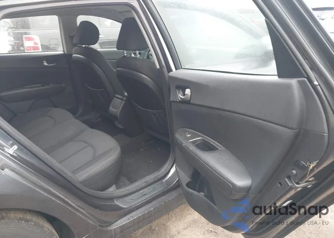 KNAGT4L32J5211155: 44111908