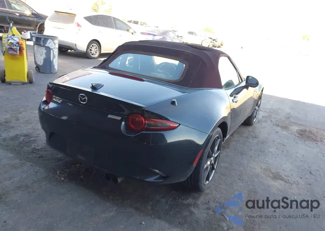 JM1NDAC74J0205380: 44111912