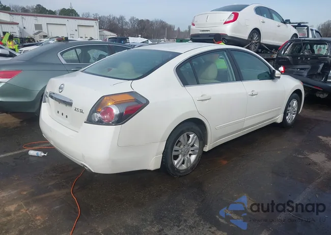 1N4AL2APXBN512850: 44111938