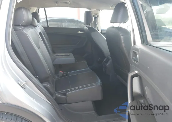 3VV3B7AX8MM067946: 44111962