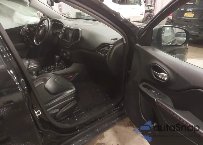 1C4PJMBX1KD115148: 44112102