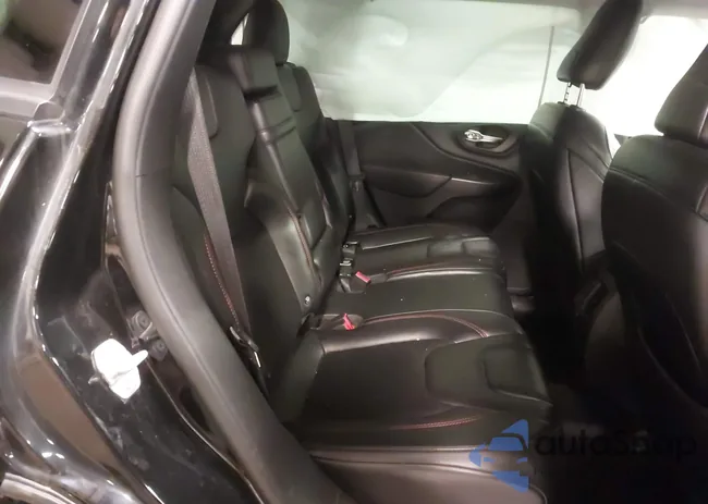 1C4PJMBX1KD115148: 44112102